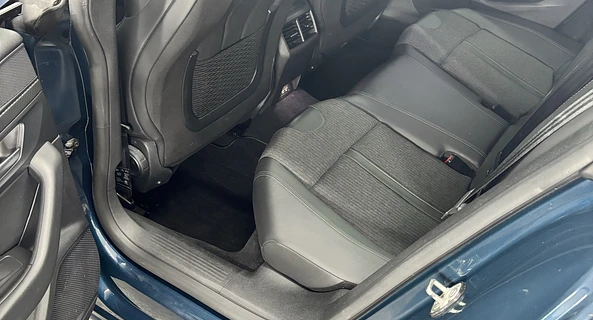 location-PEUGEOT-Lyon-roadstr