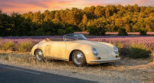 location-PORSCHE-Grimaud-roadstr