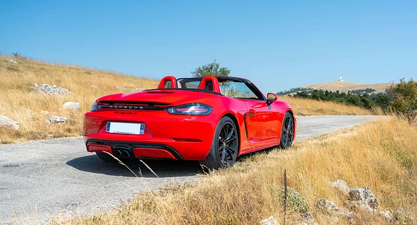 location-PORSCHE-Nice-roadstr