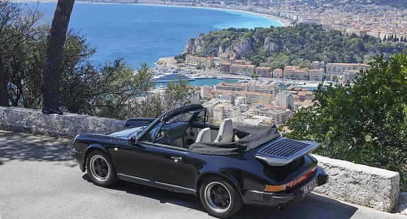 location-PORSCHE-Nice-roadstr