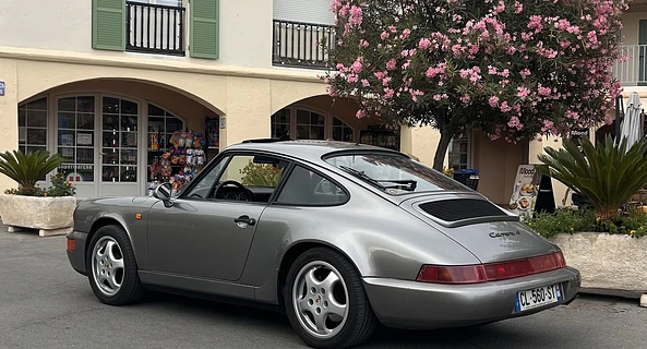 location-PORSCHE-Grimaud-roadstr
