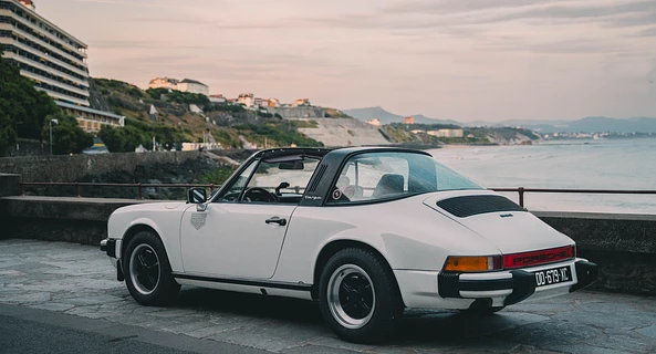 location-PORSCHE-Biarritz-roadstr