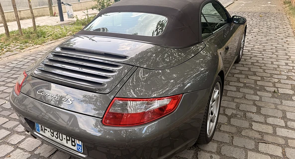 location-PORSCHE-Les Lilas-roadstr