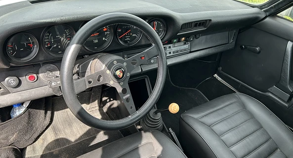 location-PORSCHE-Hazebrouck-roadstr