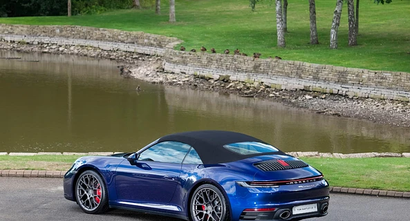 location-PORSCHE-Aix-en-Provence-roadstr