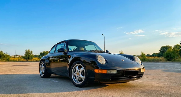 location-PORSCHE-Thiers-sur-Thève-roadstr