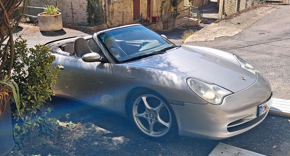 location-PORSCHE-Saint-Rome-de-Cernon-roadstr