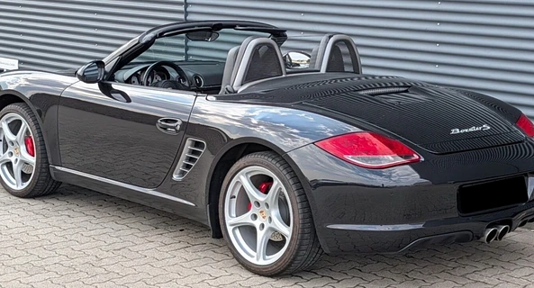 location-PORSCHE-Rosselange-roadstr