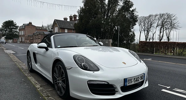 location-PORSCHE-Marly-le-Roi-roadstr