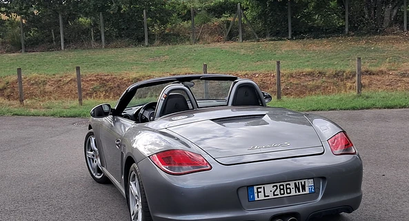 location-PORSCHE-Saint-Mars-la-Brière-roadstr