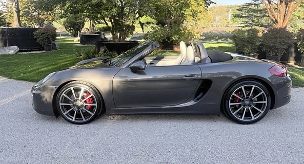 location-PORSCHE-Paris-roadstr