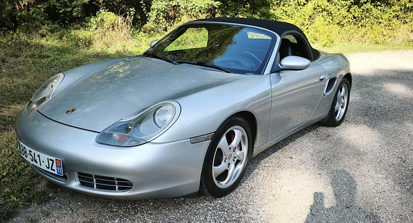 location-PORSCHE-Almont-les-Junies-roadstr