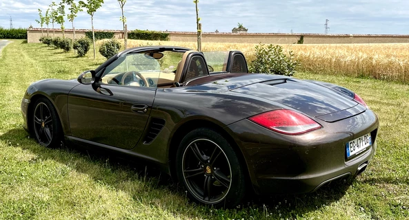 location-PORSCHE-Tours-roadstr
