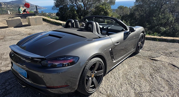 location-PORSCHE-Nice-roadstr