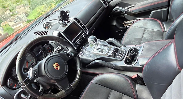 location-PORSCHE-Contes-roadstr