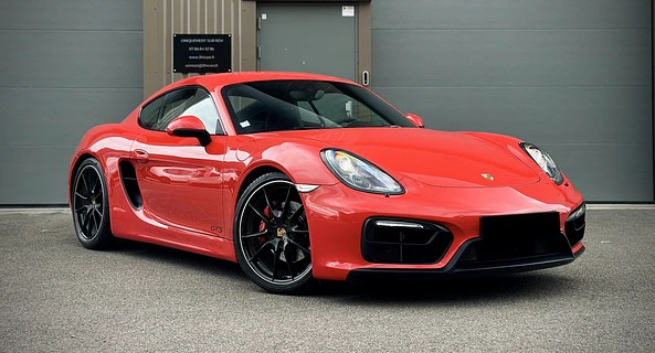 location-PORSCHE-Salles-roadstr