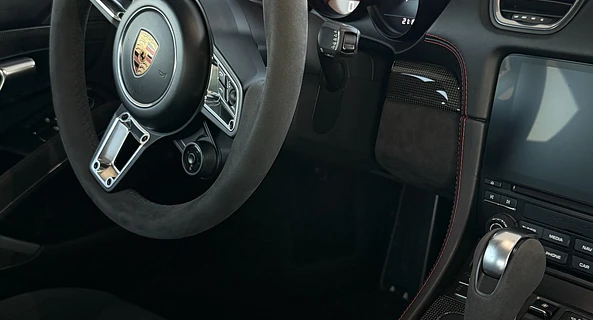 location-PORSCHE-Gauriaguet-roadstr