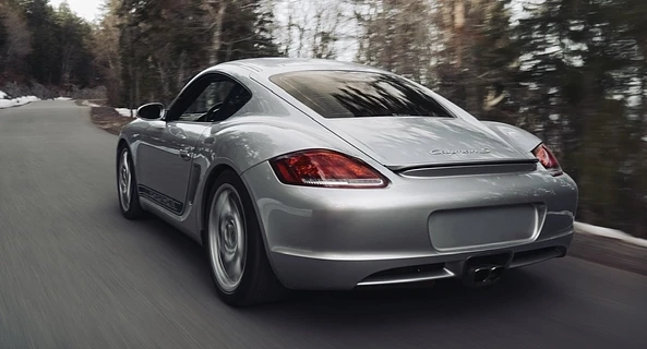location-PORSCHE-Saint-Béron-roadstr