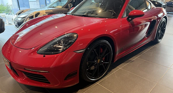 location-PORSCHE-Boulogne-Billancourt-roadstr