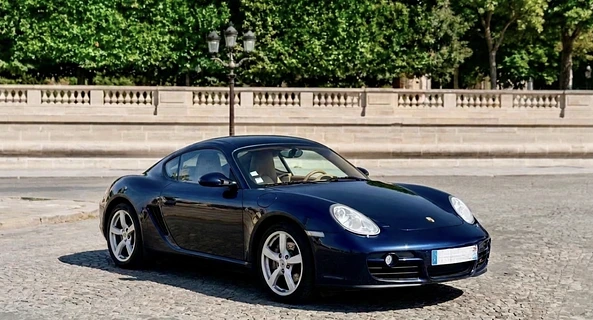 location-PORSCHE-Rueil-Malmaison-roadstr