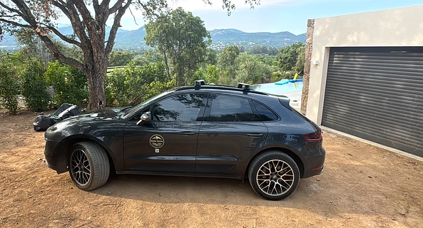 location-PORSCHE-Zonza-roadstr