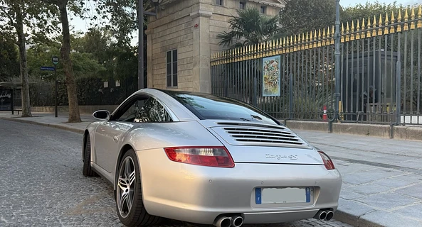 location-PORSCHE-Paris-roadstr