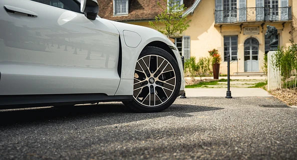 location-PORSCHE-Chambéry-roadstr