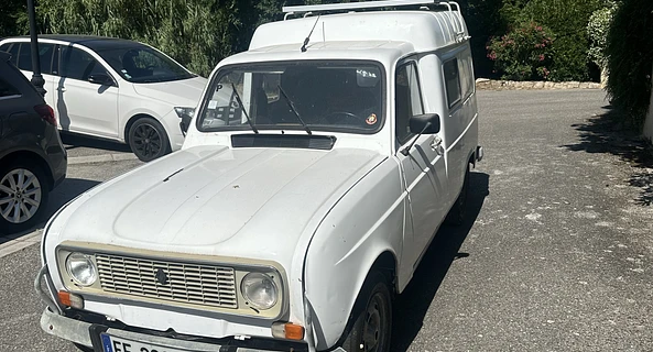 location-RENAULT-Marignane-roadstr
