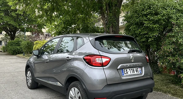 location-RENAULT-Chaville-roadstr