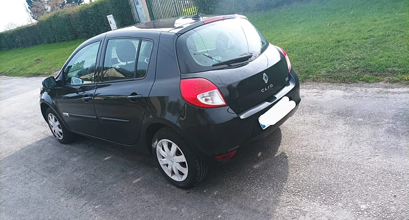 location-RENAULT-Rennes-roadstr