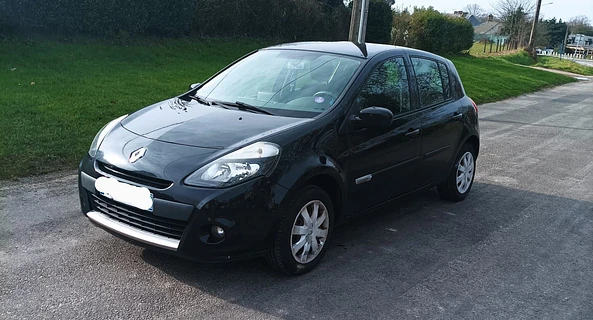 location-RENAULT-Rennes-roadstr