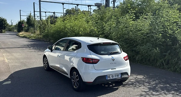 location-RENAULT-Metz-roadstr