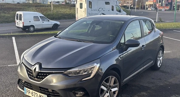 location-RENAULT-Caen-roadstr