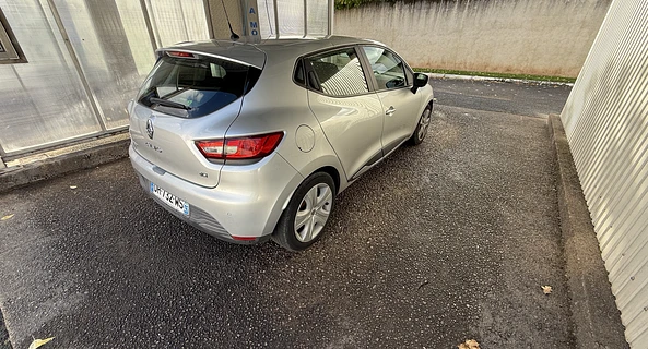 location-RENAULT-Brive-la-Gaillarde-roadstr