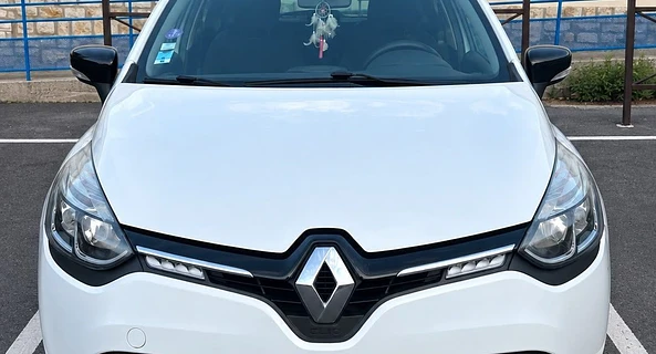 location-RENAULT-Montlhéry-roadstr