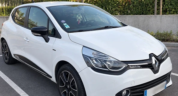 location-RENAULT-Montlhéry-roadstr