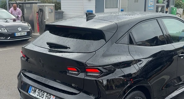 location-RENAULT-Verneuil-sur-Seine-roadstr