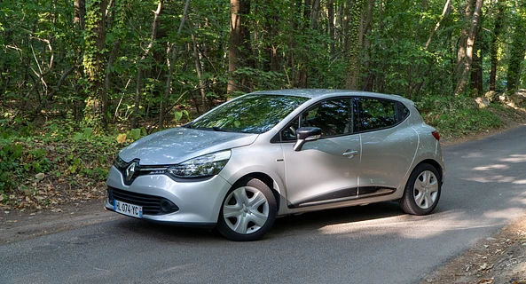 location-RENAULT-Athis-Mons-roadstr