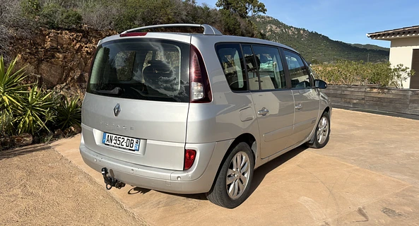 location-RENAULT-Conca-roadstr