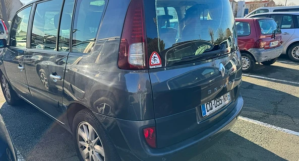 location-RENAULT-Ciboure-roadstr