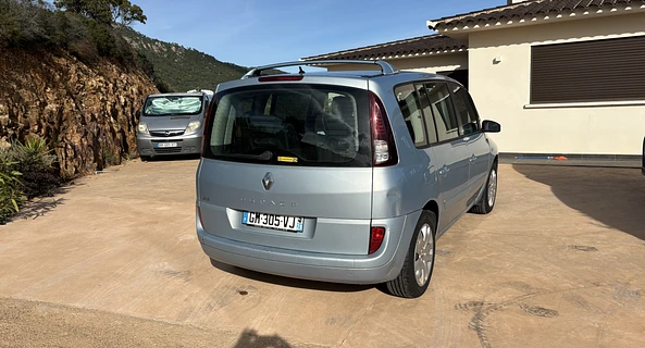 location-RENAULT-Conca-roadstr