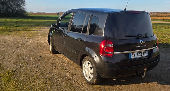 location-RENAULT-Quetigny-roadstr