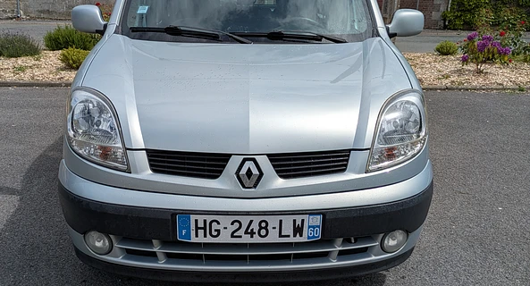 location-RENAULT-Hémévillers-roadstr