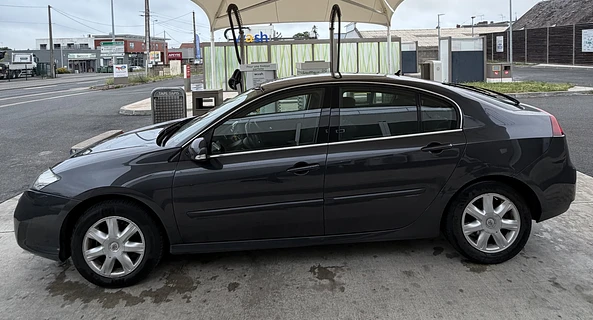 location-RENAULT-Fleury-les-Aubrais-roadstr