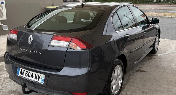 location-RENAULT-Fleury-les-Aubrais-roadstr