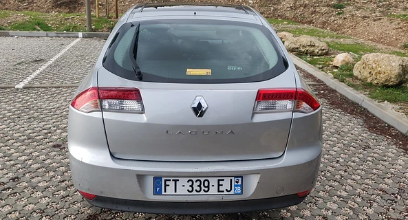 location-RENAULT-Vias-roadstr