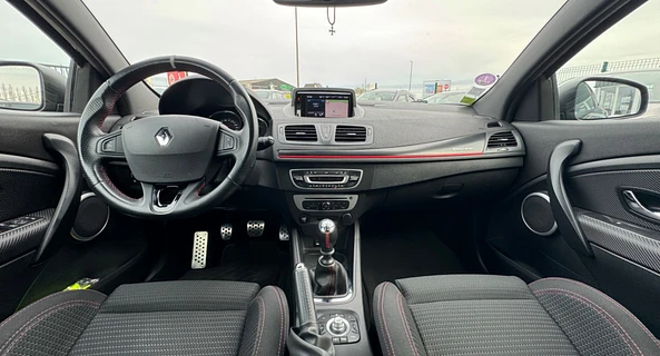 location-RENAULT-Valenciennes-roadstr