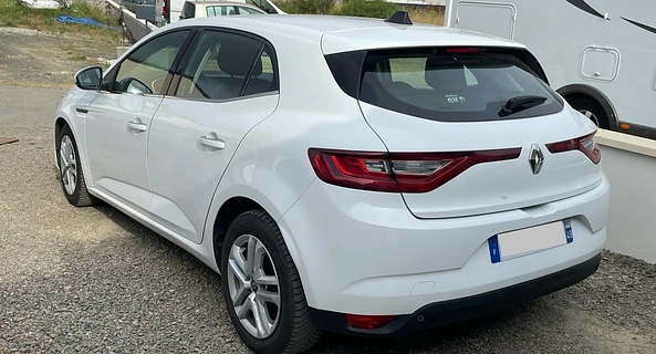 location-RENAULT-Sèvremoine-roadstr