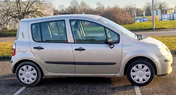 location-RENAULT-Sélestat-roadstr