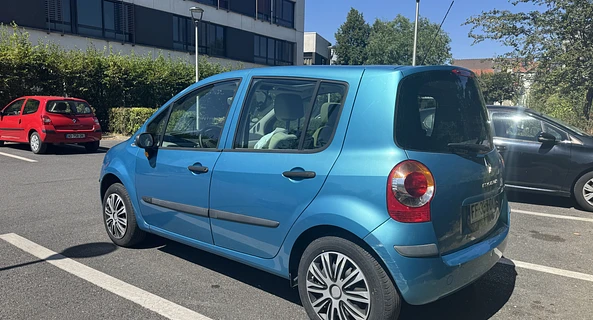 location-RENAULT-Villemomble-roadstr